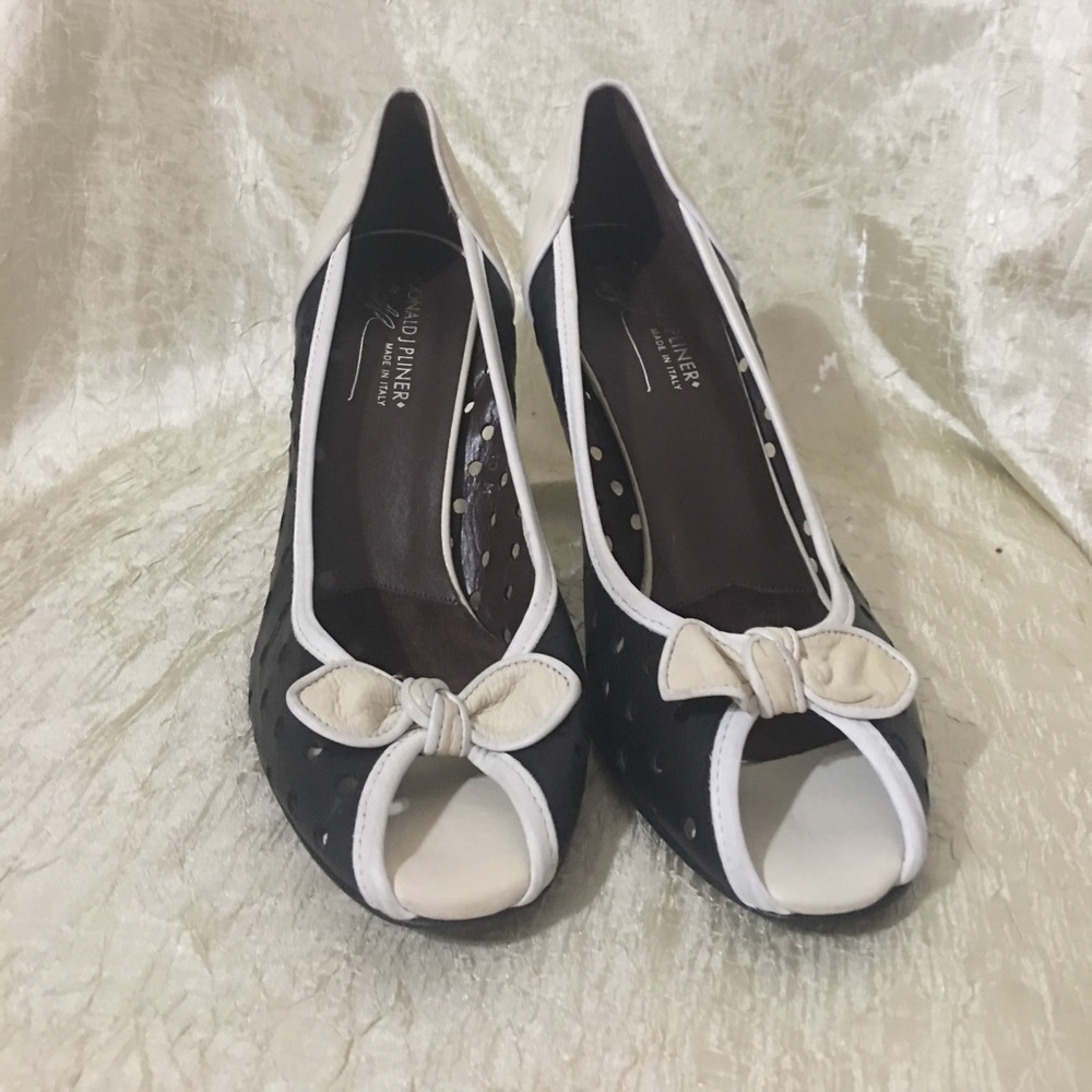 Black and Cream Peep-Toe Bow Flats